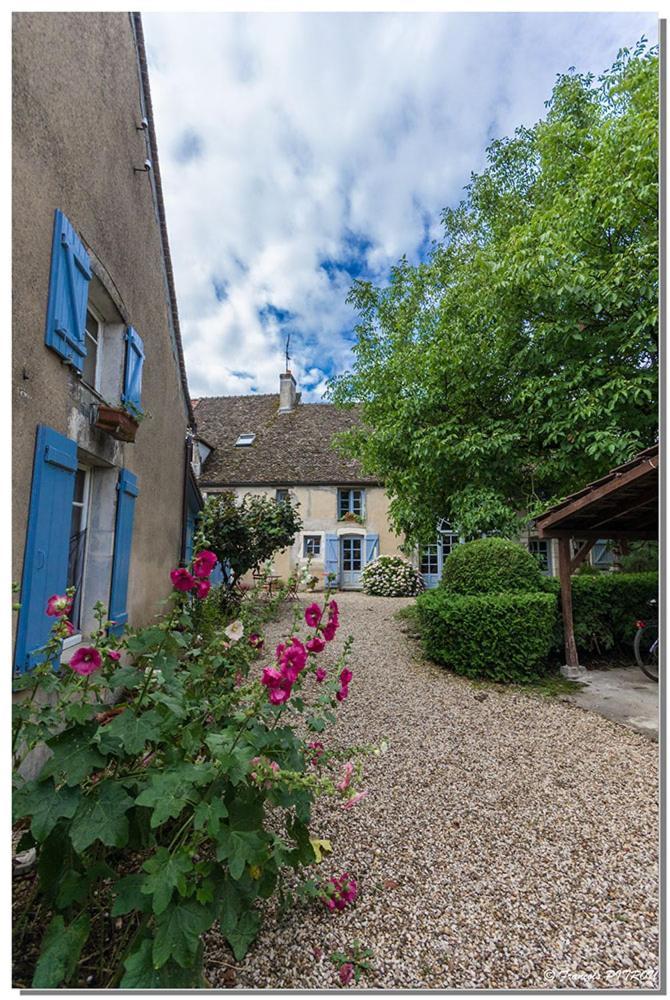 La Cuverie Du Chateau Corcelles-les-Arts Exteriör bild